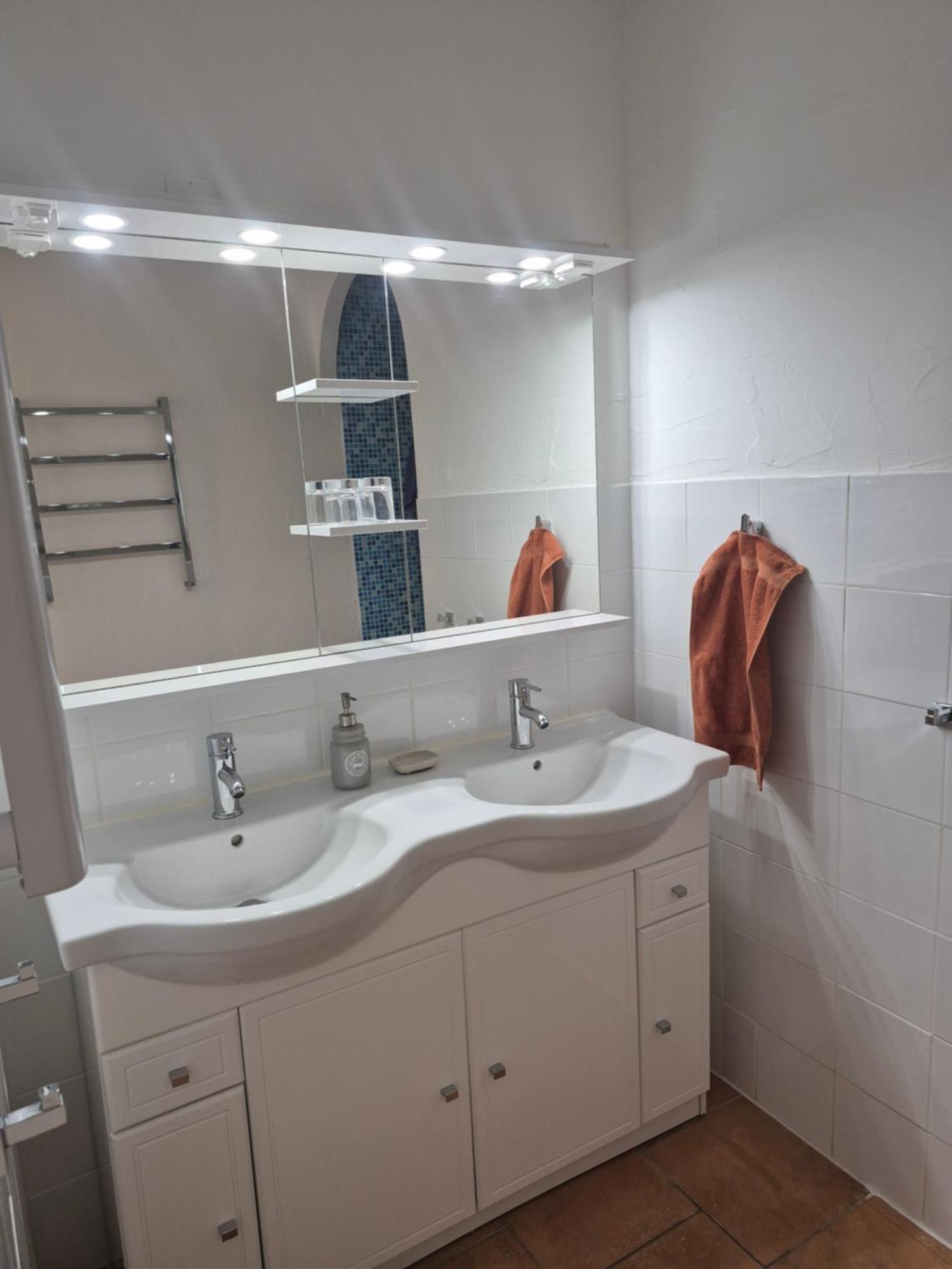 Mas Clement - Chambre Et Table D'Hotes LʼIsle-sur-la-Sorgue Zewnętrze zdjęcie
